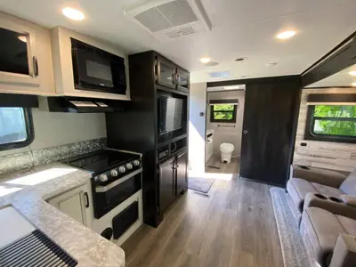 2020 Jayco Jay Feather photo 33
