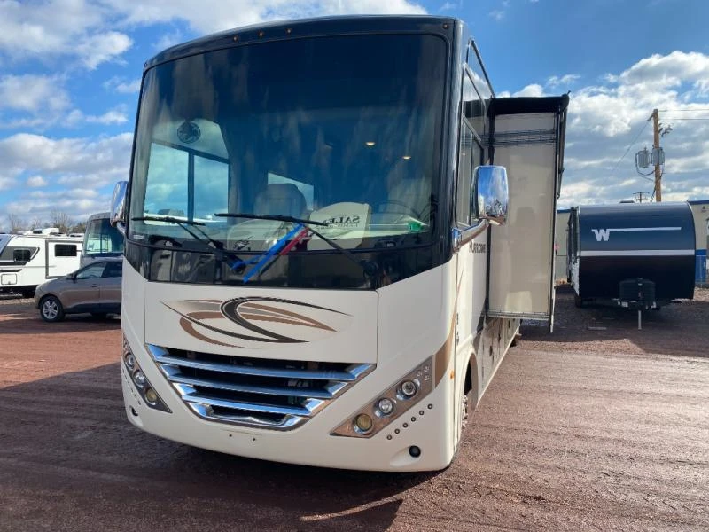 2020 Thor Motor Coach Hurricane exterior
