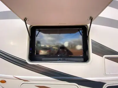 2020 Thor Motor Coach Hurricane photo 15
