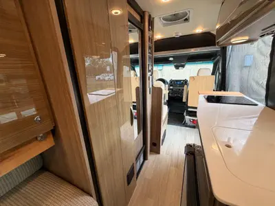 2020 Winnebago Boldt photo 46