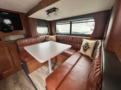 2020 LANCE 2185 TRAVEL TRAILER photo 3