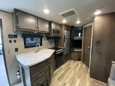 2021 Jayco Jay Flight SLX 8 photo 16