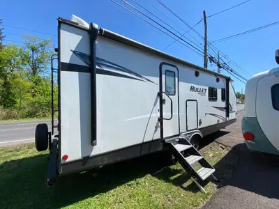 2021 Keystone RV Bullet photo 10