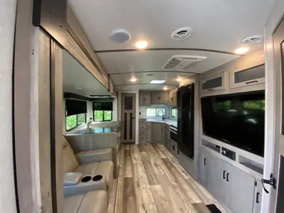 2021 Keystone RV Outback Ultra Lite photo 11