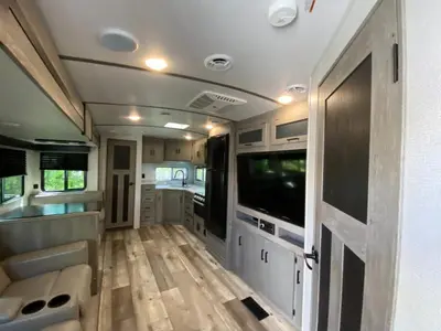 2021 Keystone RV Outback Ultra Lite photo 10