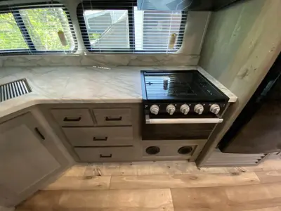 2021 Keystone RV Outback Ultra Lite photo 18