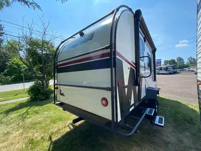 2021 Winnebago Industries Towables Hike photo 11