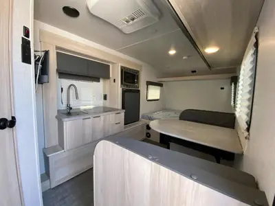 2021 Winnebago Industries Towables Hike photo 16