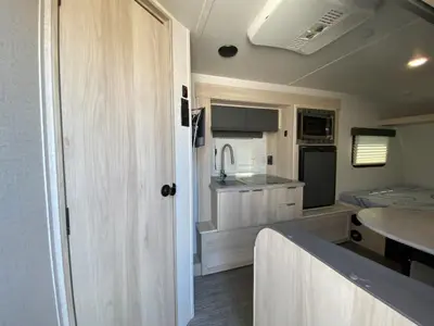 2021 Winnebago Industries Towables Hike photo 17