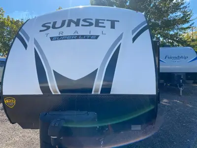 Used 2022 CrossRoads RV Sunset Trail SS253RB