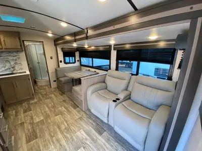 2022 CrossRoads RV Sunset Trail photo 12
