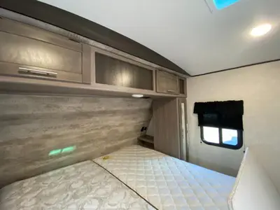 2022 CrossRoads RV Sunset Trail photo 38