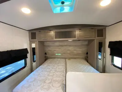 2022 CrossRoads RV Sunset Trail photo 37