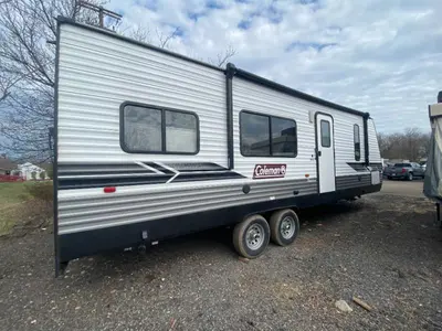 2022 Dutchmen RV Coleman Lantern Series photo 6