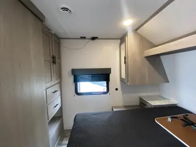 2022 Dutchmen RV Coleman Lantern Series photo 35