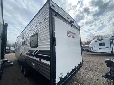 2022 Dutchmen RV Coleman Lantern Series photo 10
