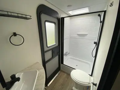 2022 Forest River RV Vibe photo 28