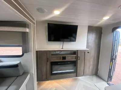 2022 Forest River RV Wildwood X-Lite photo 38