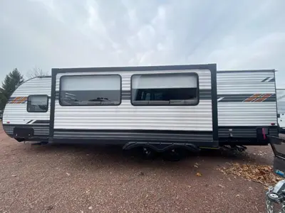 2022 Forest River RV Wildwood X-Lite photo 6