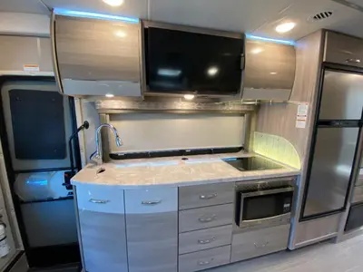 2022 Thor Motor Coach Delano Sprinter photo 21