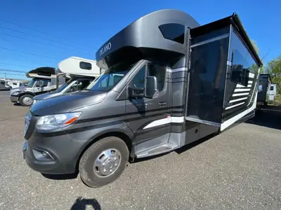2022 Thor Motor Coach Delano Sprinter photo 5