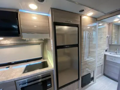 2022 Thor Motor Coach Delano Sprinter photo 28