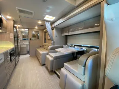 2022 Thor Motor Coach Delano Sprinter photo 18