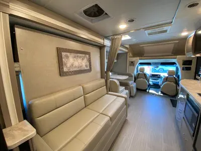 2022 Thor Motor Coach Delano Sprinter photo 41