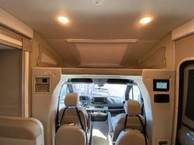 2022 Thor Motor Coach Delano Sprinter photo 50
