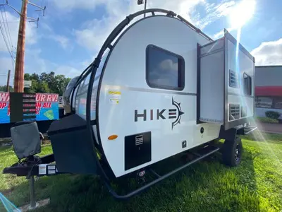 2022 Winnebago Industries Towables Hike photo 4