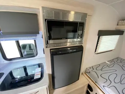 2022 Winnebago Industries Towables Hike photo 23