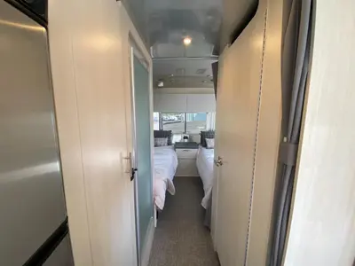 2023 Airstream Flying Cloud photo 34