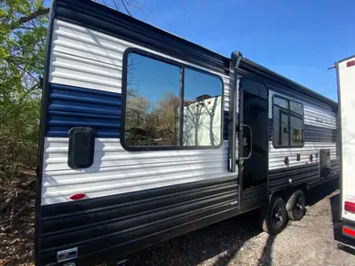 2023 Forest River RV Cherokee Grey Wolf photo 8