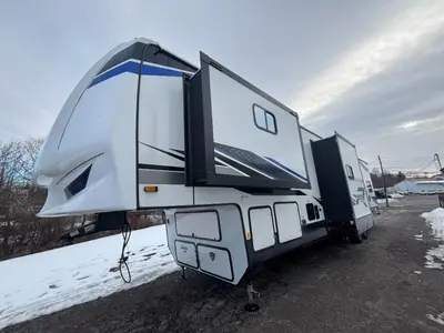 2023 Forest River RV Vengeance Rogue Armored photo 5