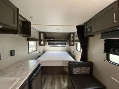 2021 Jayco Jay Flight SLX 7 photo 9
