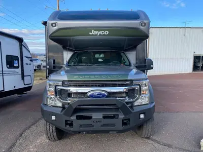 2023 Jayco Seneca XT photo 3