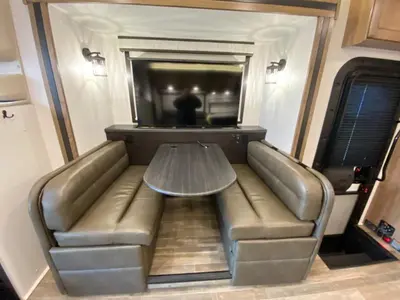 2023 Jayco Seneca XT photo 17