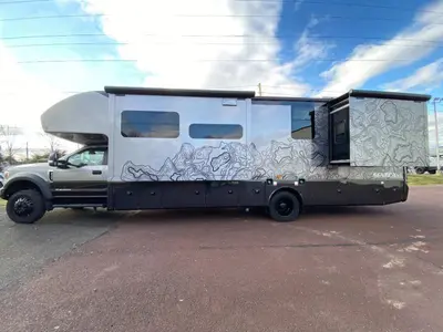 2023 Jayco Seneca XT photo 6