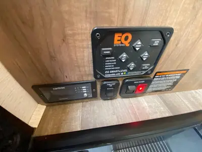 2023 Jayco Seneca XT photo 12