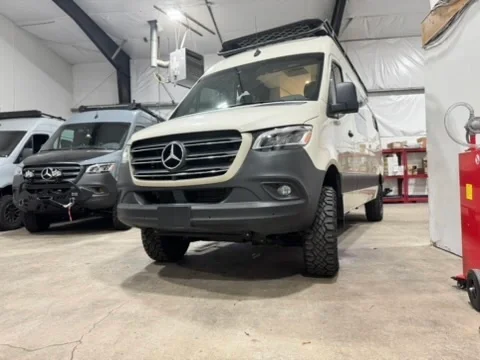 2020 MERCEDES-BENZ SPRINTER exterior