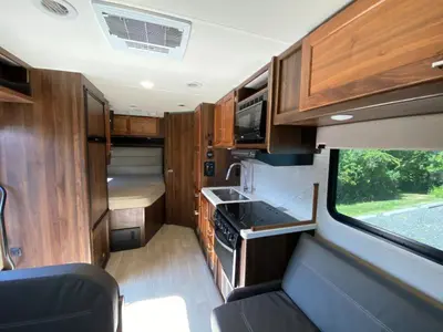2023 Winnebago Spirit photo 14