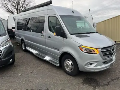 New 2024 Coachmen RV Galleria 24Q