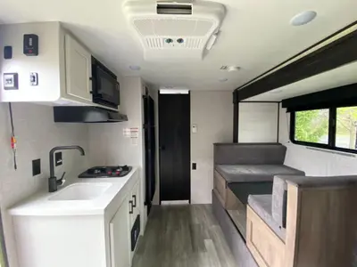 2024 Jayco Jay Flight SLX photo 13