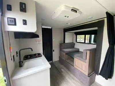 2024 Jayco Jay Flight SLX photo 12