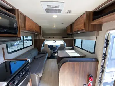 2024 Winnebago Spirit photo 13