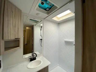 2024 Winnebago Industries Towables Access photo 37
