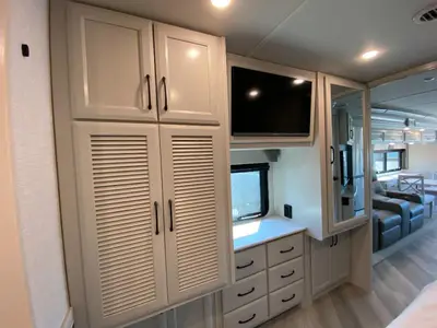 2025 Fleetwood RV Bounder photo 41