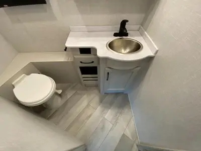 2025 Fleetwood RV Bounder photo 37
