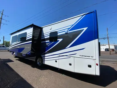 2025 Fleetwood RV Bounder photo 7