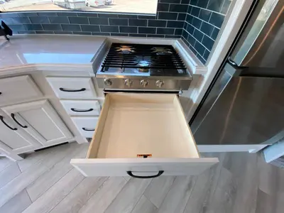 2025 Fleetwood RV Bounder photo 26